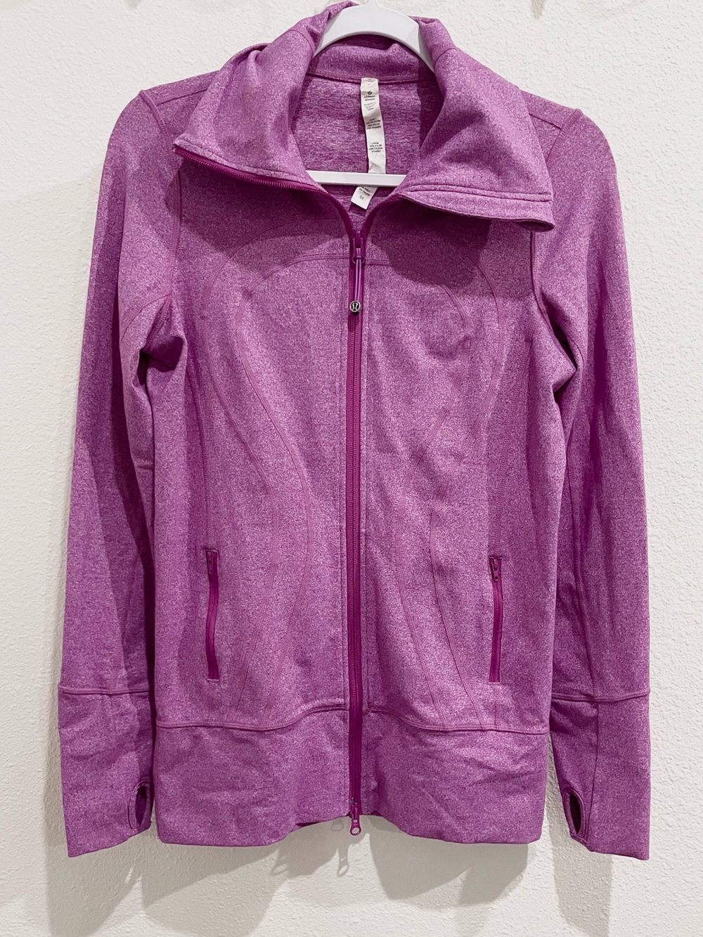lululemon In Stride Jacket Mock Neck Athletic Workout Running Thumb Hole